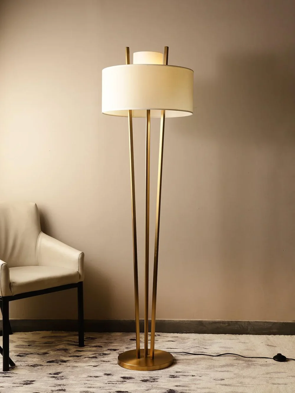 Modern Gold Fabric Floor Lamp - Image 2