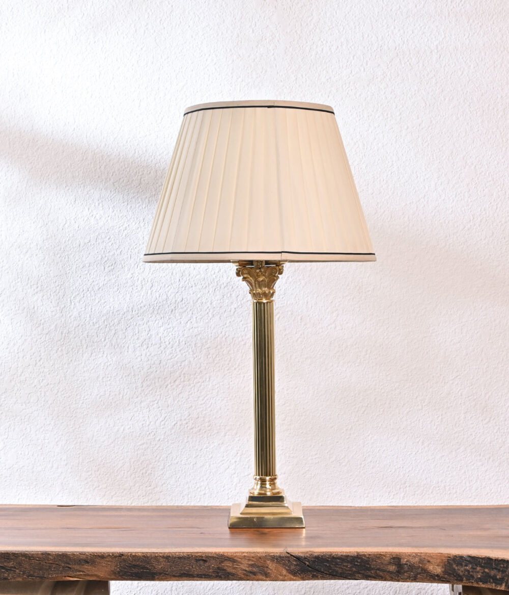 Elegant Vintage Brass Table Lamp with Pleated Lampshade – Classic Bedside & Desk Light for Living Room