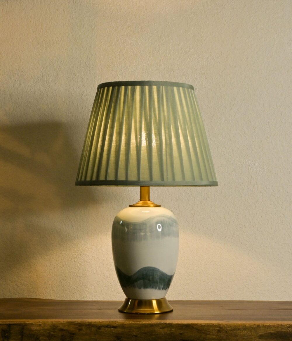 Elegant Ceramic Table Lamp with Pleated Shade – Modern Classic Bedside Lamp with Gold Base - Image 5