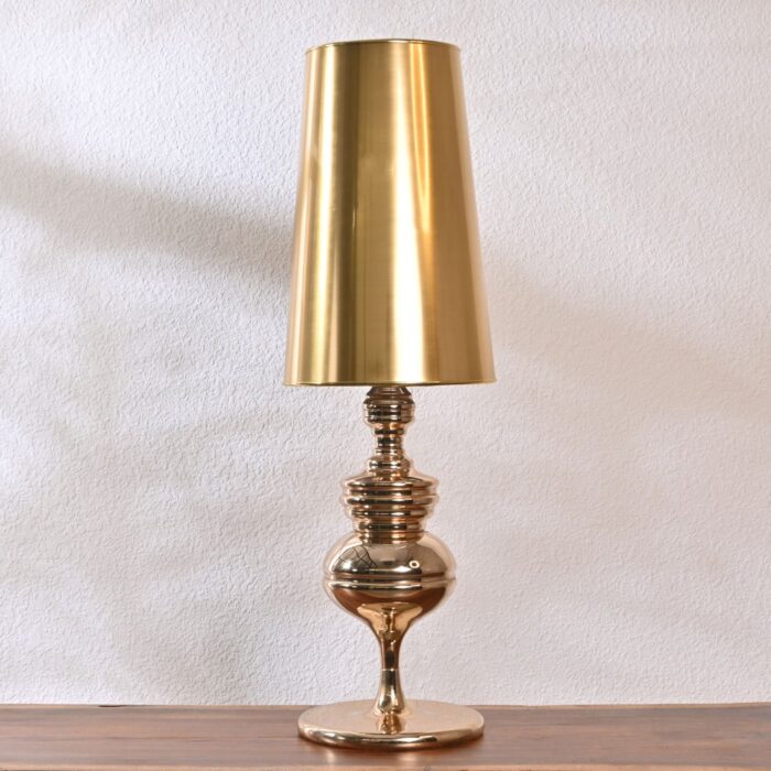 Luxury Gold Metal Table Lamp with Polished Brass Finish – Modern Decorative Accent Light for Living Room, Bedroom, Office