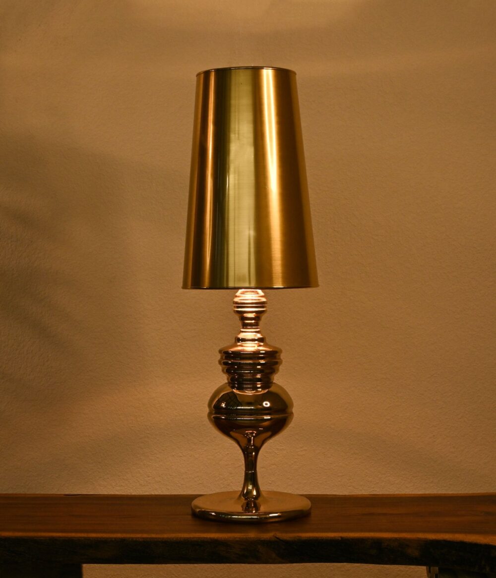 Luxury Gold Metal Table Lamp with Polished Brass Finish – Modern Decorative Accent Light for Living Room, Bedroom, Office - Image 2