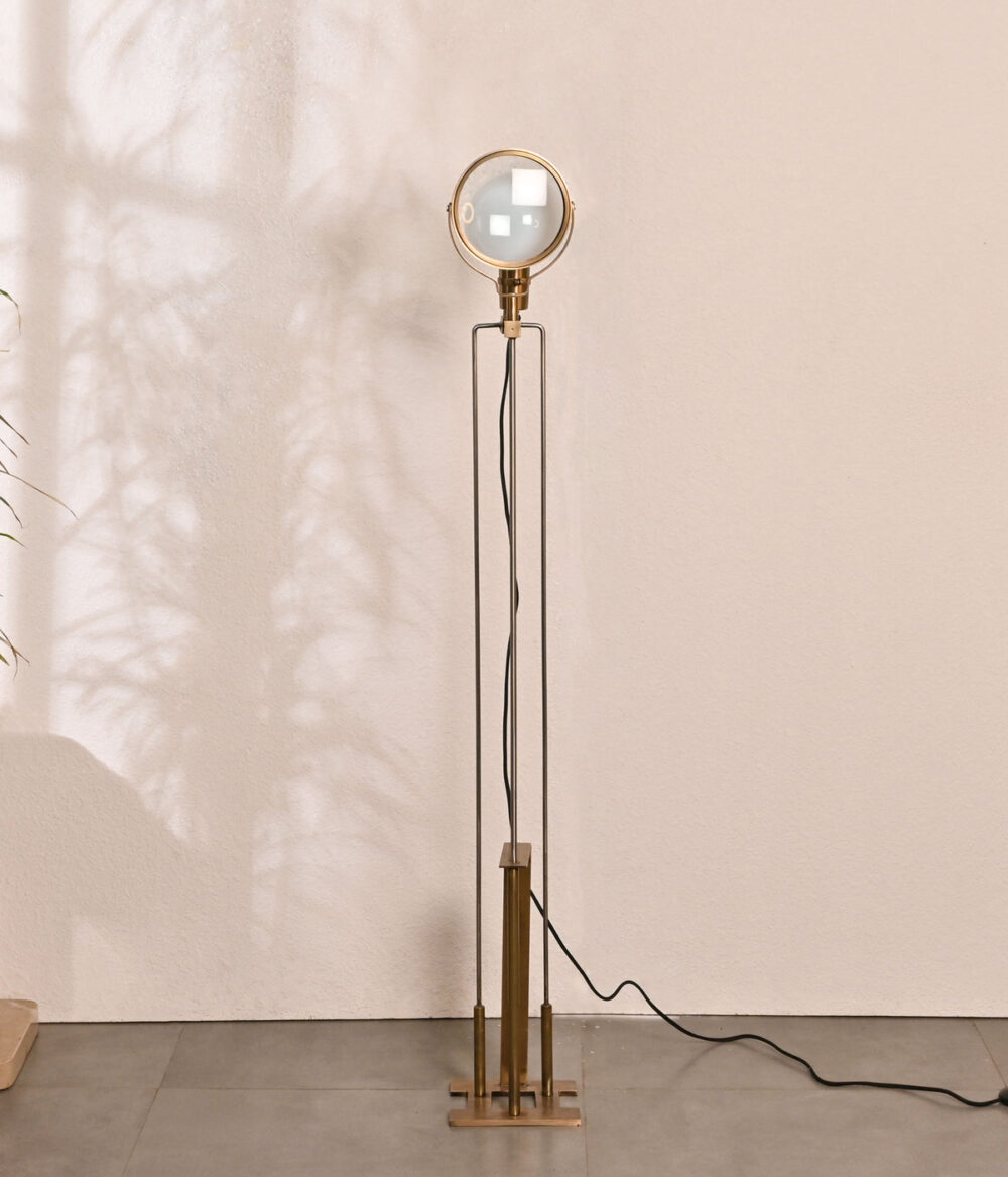 Vintage Industrial Floor Lamp – Adjustable Spotlight Tripod Stand with Brass Finish